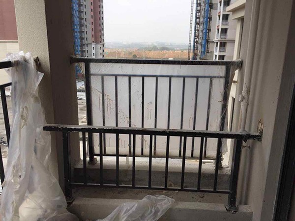 新余南昌铝合金阳台护栏